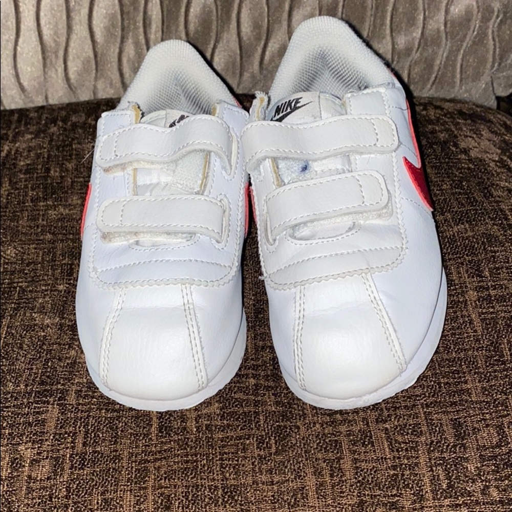 Boys shoes